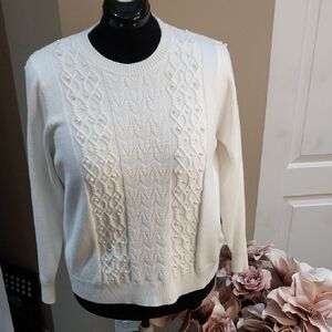 Nwt 1x And 2x Cyrus White Sweater with Pearl Details